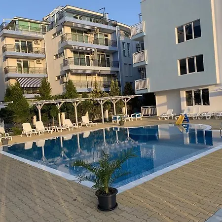 Apartment Fleur